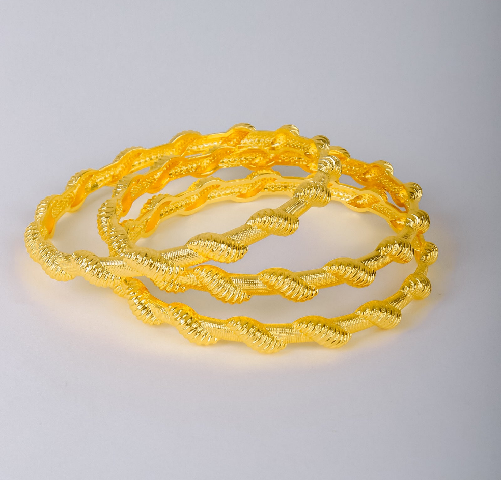 Sets - 3 gold plated bangles