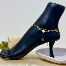 Load image into Gallery viewer, Anklet - stainless steel gold-white flower
