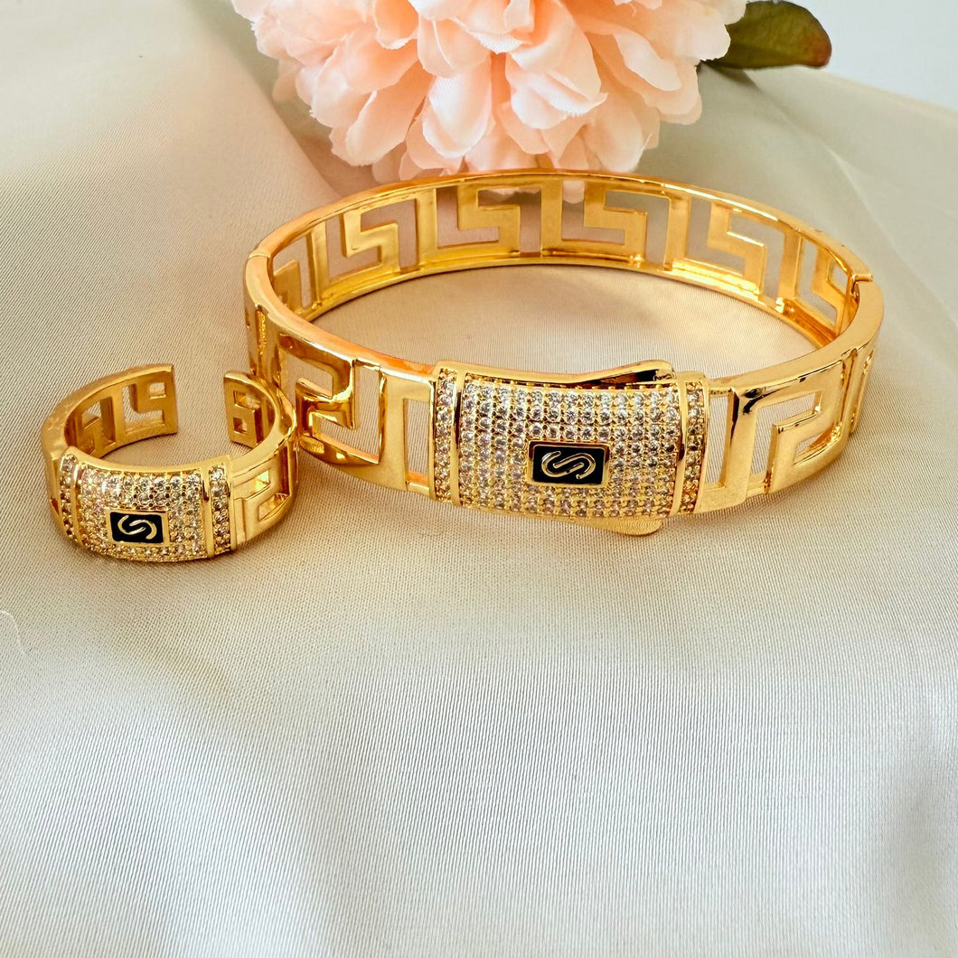 Sets - 2 pieces bracelet and ring free size gold zircon zigzag