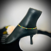 Load image into Gallery viewer, Anklet - stainless steel green stones
