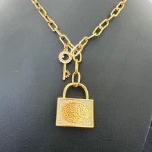 Load image into Gallery viewer, Necklace - Big Qur&#39;an lock and key
