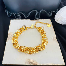 Load image into Gallery viewer, Bracelet - Stainless steel chain gold shape
