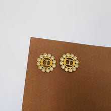 Load image into Gallery viewer, Earrings -  Stainless steel small zircon flower
