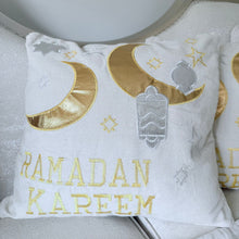 Load image into Gallery viewer, Two pillow case and runner gold Ramadan Kareem
