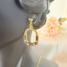 Load image into Gallery viewer, Set - 2 pieces necklace and earrings zircon circle
