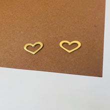 Load image into Gallery viewer, Earrings -  Stainless steel small simple heart
