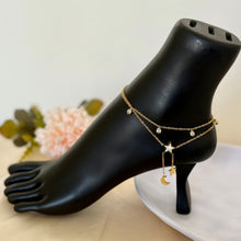 Load image into Gallery viewer, Anklet - stainless steel crescent and star
