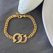 Load image into Gallery viewer, Bracelet - Gold chain nails
