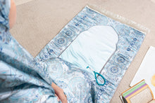 Load image into Gallery viewer, Prayer Set - Blue patterns satin
