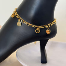 Load image into Gallery viewer, Anklet - stainless steel gold different chains
