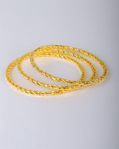 Sets - 3 gold wrapped bangles