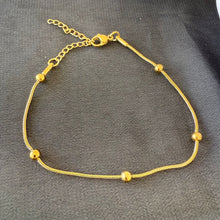 Load image into Gallery viewer, Bracelet - Stainless steel gold chain dots
