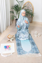 Load image into Gallery viewer, Prayer Set - Blue patterns satin
